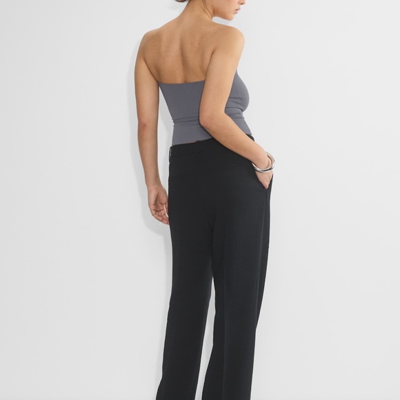 Aritzia tube top, Size Large, Colour heather grey - Picture 4 of 5